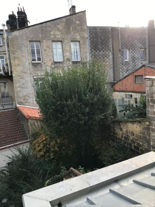 Studio Calme Au Centre De Bordeaux Bagian luar foto