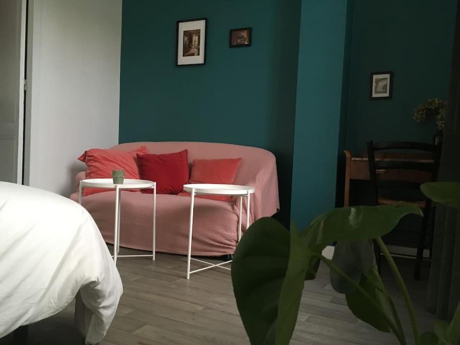 Studio Calme Au Centre De Bordeaux Bagian luar foto
